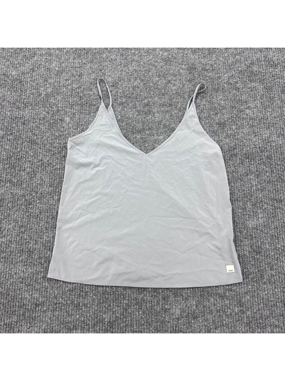 Vuori Grey Villa Cami Sleeveless Tank Top Active Shirt VW1135 Womens size Medium